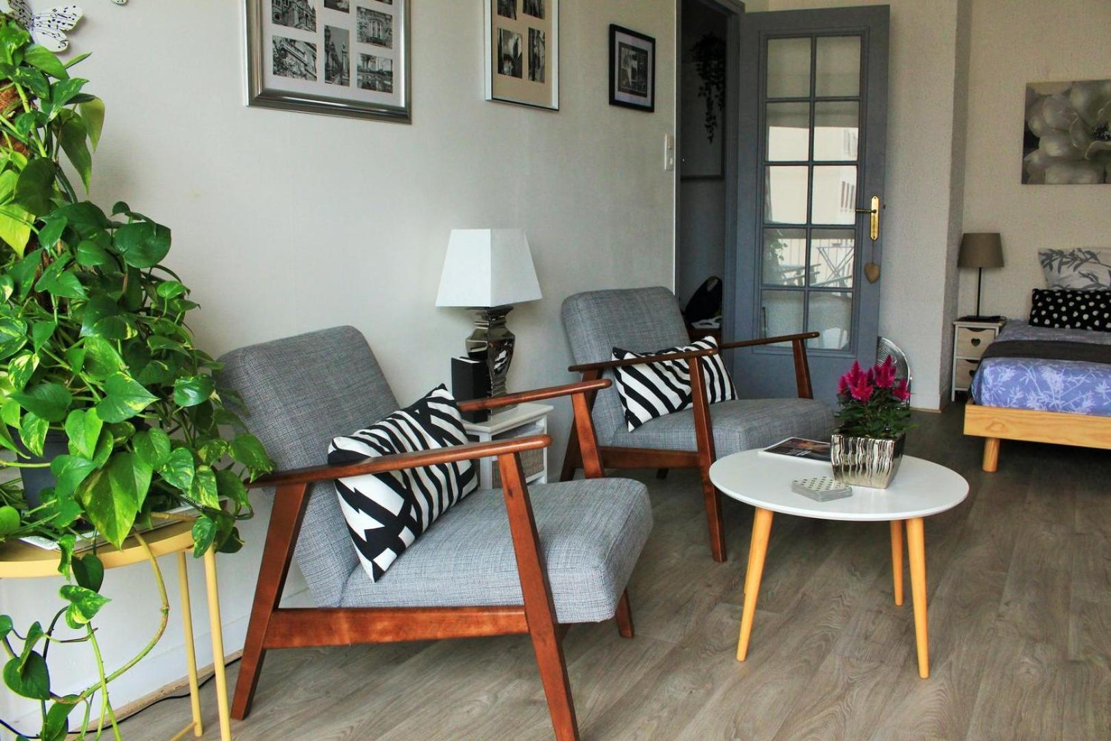 Le Clos Pichot - Studio Avec Balcon, Parking Prive - 5Mn Gare Chartres Eksteriør bilde
